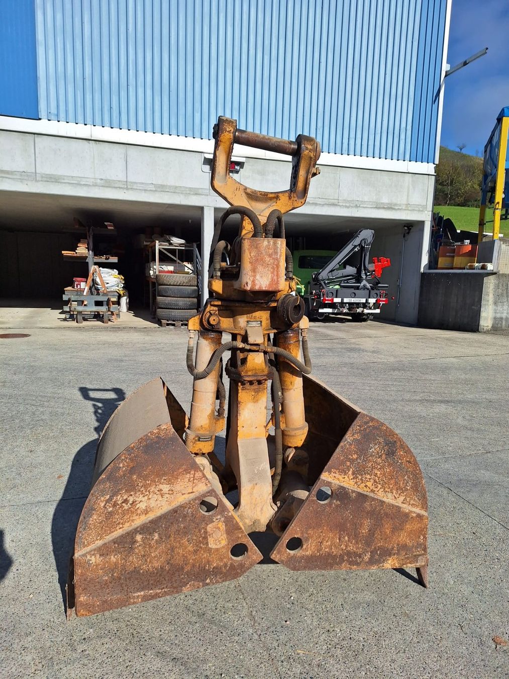 Pinze: Greifer zu Bagger Liebherr – Usato da Fehren venduto da saab9000a