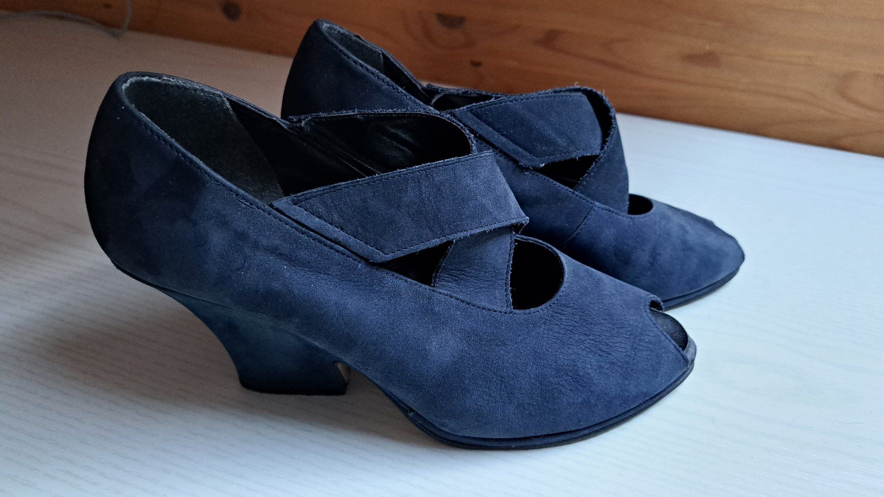 Scarpe da donna: Vintage Schuh mit Keilabsatz – Usato da Reutigen venduto da IrisFashion 2