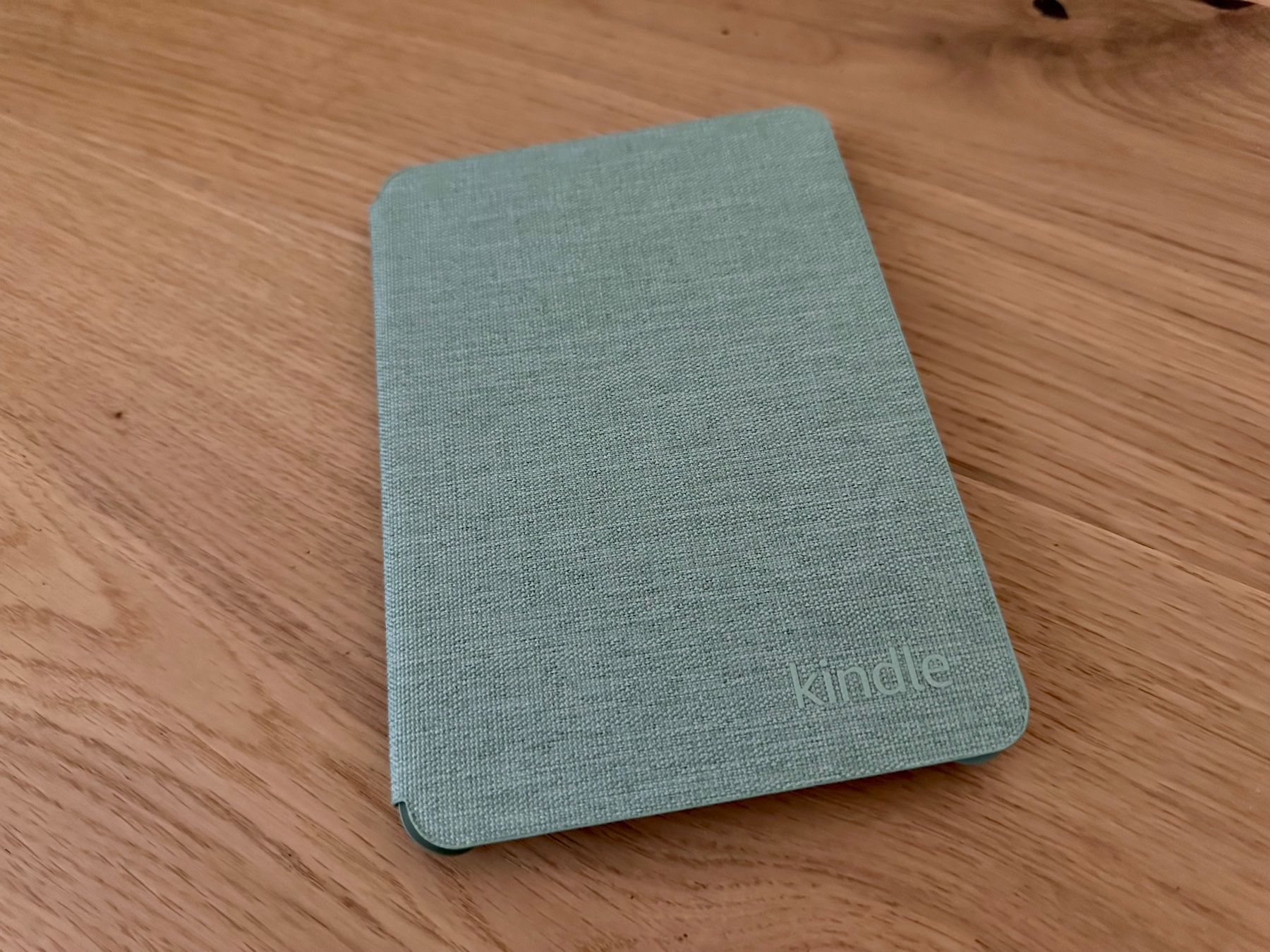Covers & Borse: Kindle 11. Generation Stoff Cover mint neuwertig – Nuovo (secondo la descrizione) da Winterthur venduto da Fishriver 1