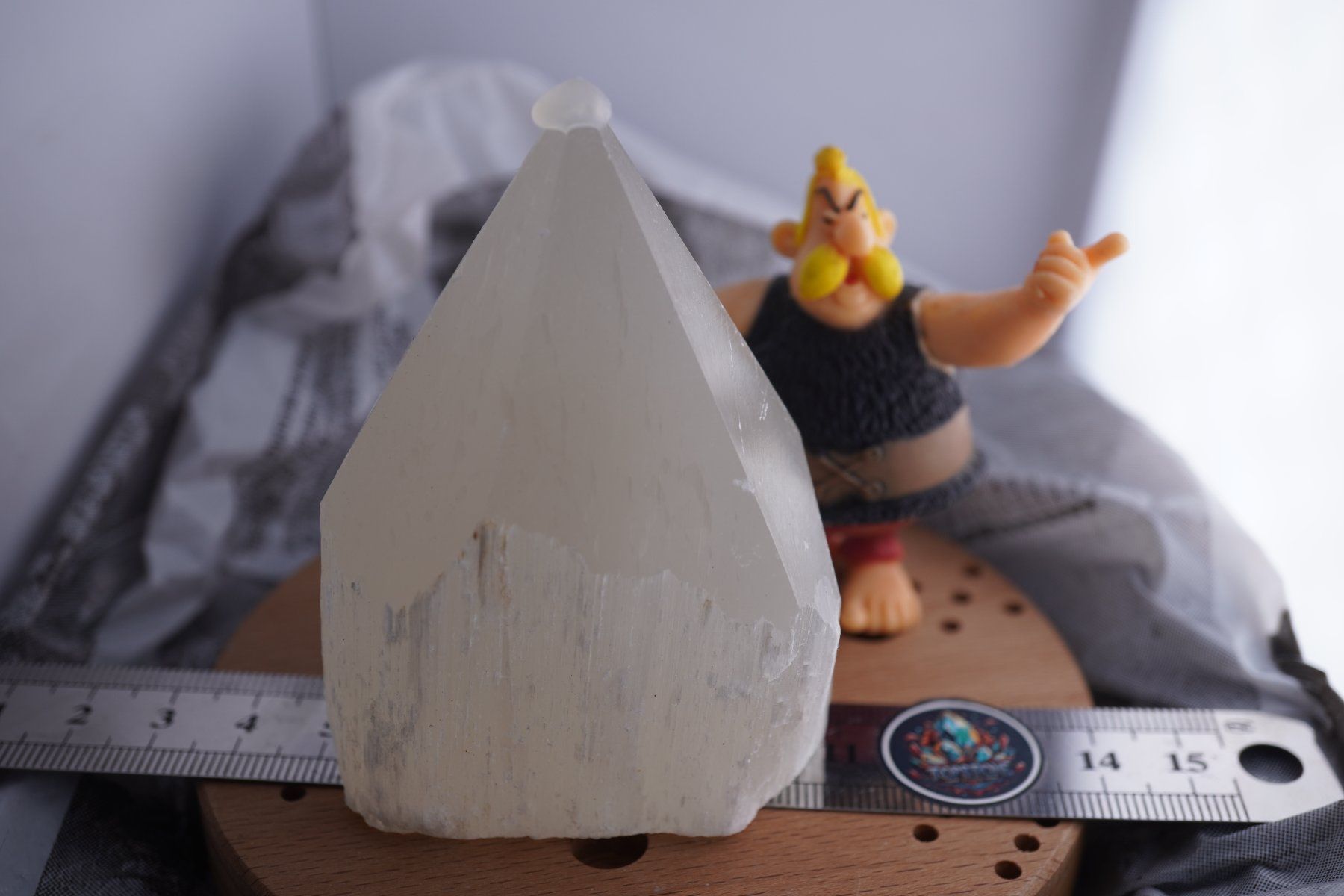 Mineralien & Heilsteine: Selenit Spitze       Weiss   80mm x 50mm – Neu und originalverpackt aus Eschenbach SG von topstone 7