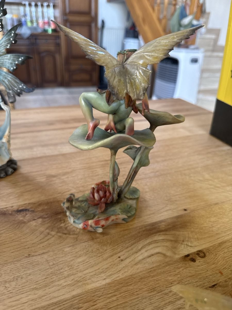 Skulpturen & Statuen: Figurine The Dragoniste  – Gebraucht aus Daillon von emi_j5q6 2