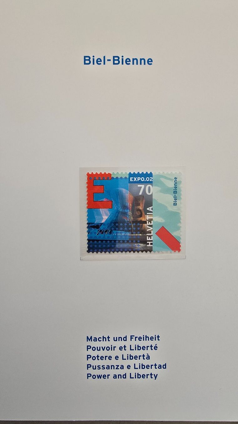 Tutti i francobolli: EXPO.02 - brochure de la Poste 2002 – Usato da Schwyz venduto da Danyclau 6