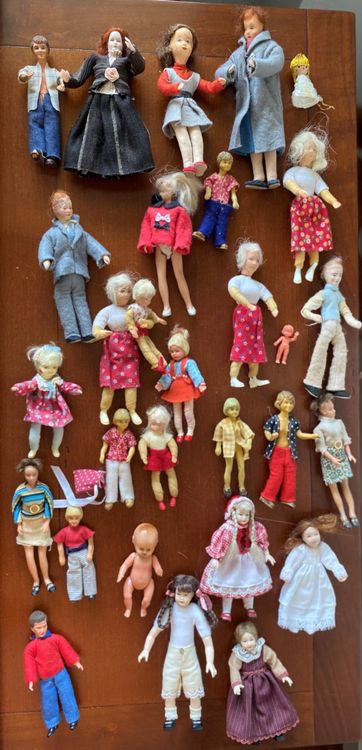poupées ancennes mgnonnettes | Poupées ancennes, Poupée, Creatons