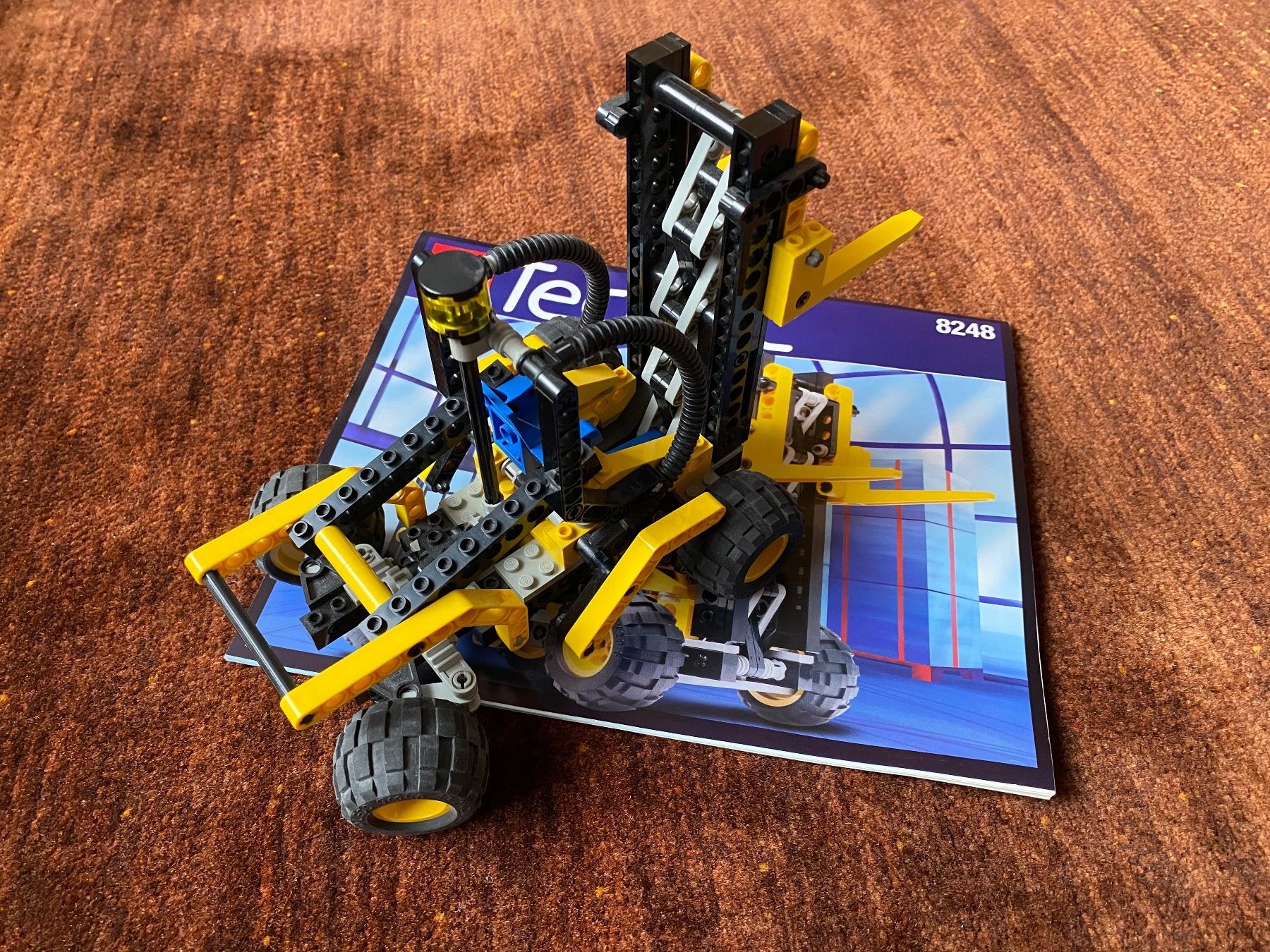 Lego Kit di costruzioni: 8463 LEGO Technic Forklift /Stapler – Usato da Wattwil venduto da edel88 2