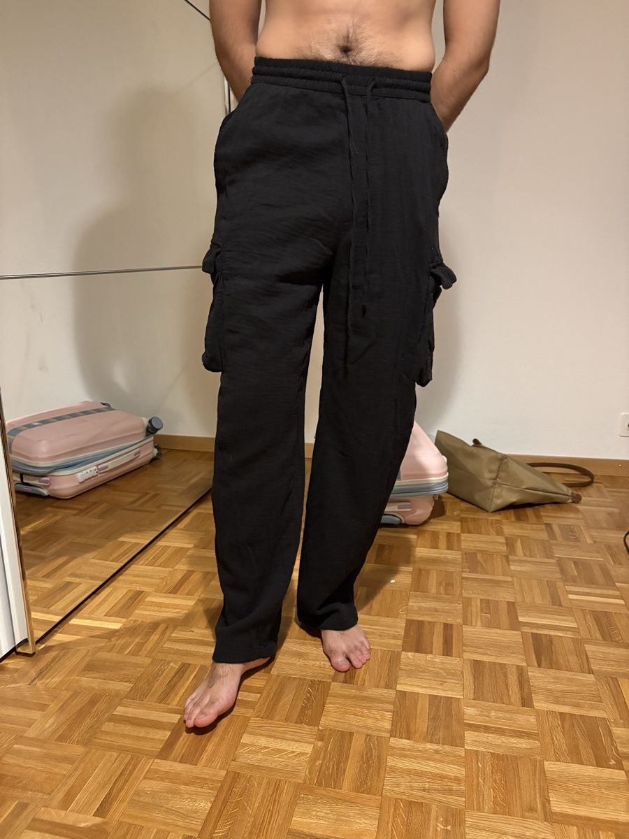 Bershka Hosen: Black Cargo Pants Size M – Neu (gemäss Beschreibung) aus Lausanne von mar_s2w8 1