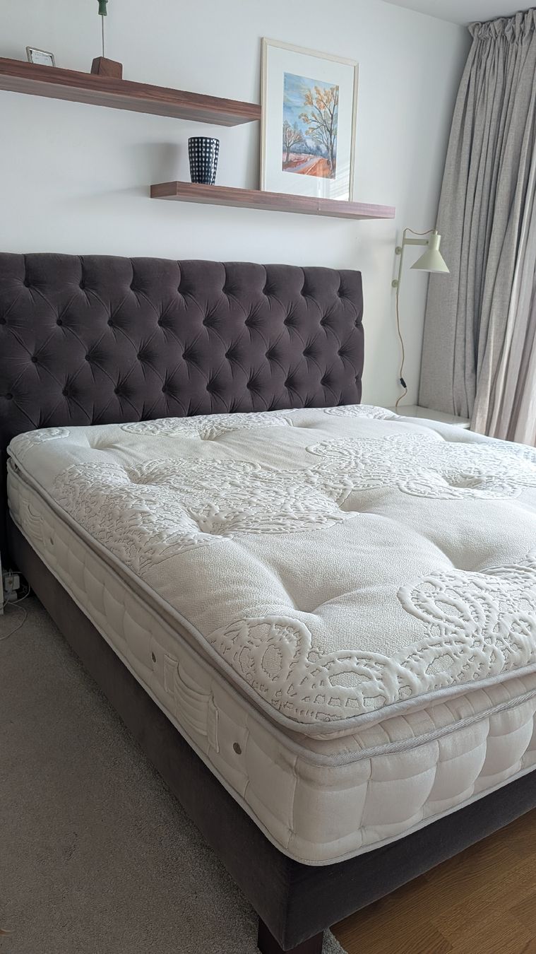 Letti: Boxspring with mattress 180x200 – Usato da Zürich venduto da nad_nbw9