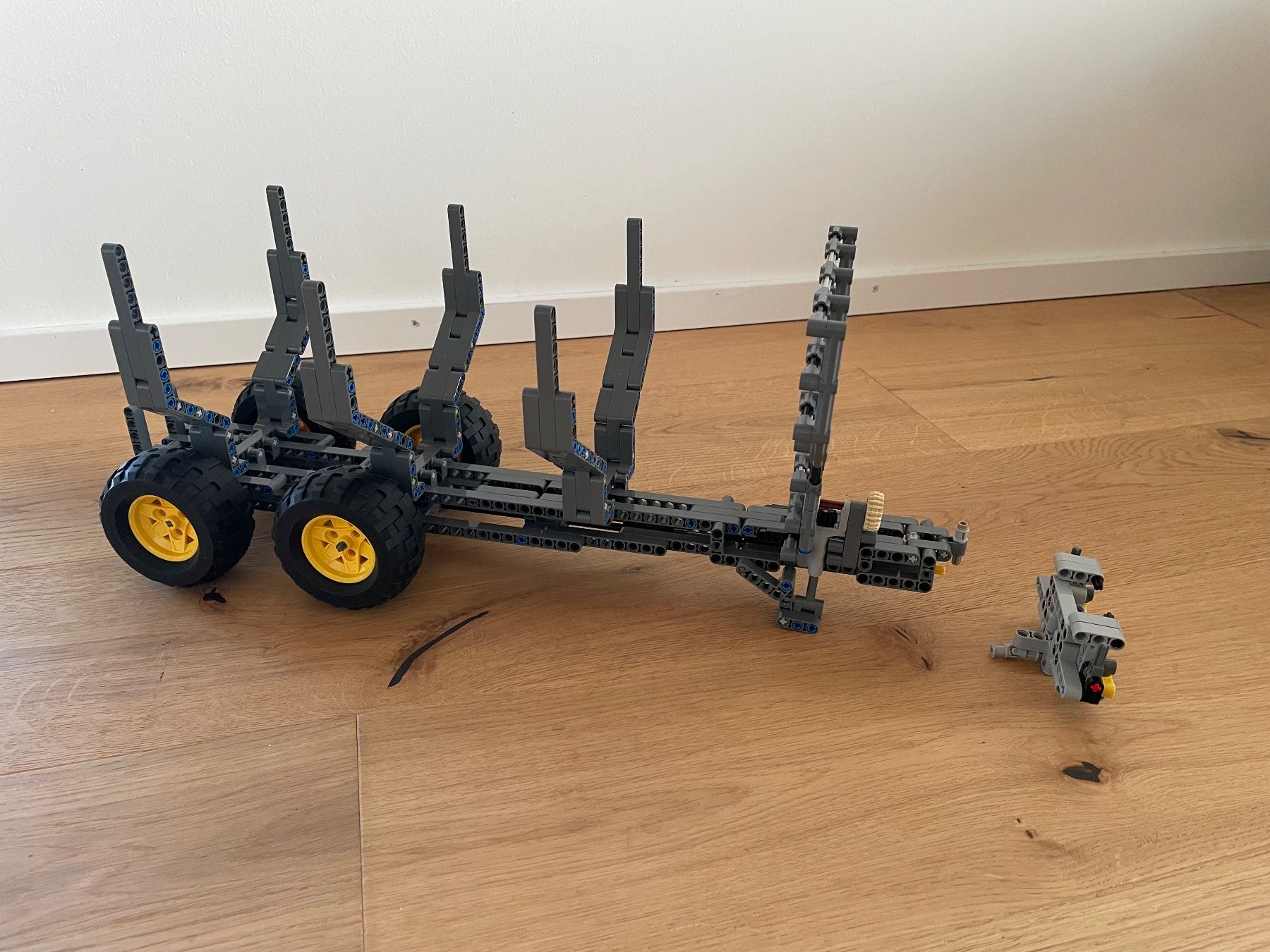 Lego Kit di costruzioni: Lego Technic - Forstanhänger für Claas oder Traktoren – Usato da Salmsach venduto da ram82 1