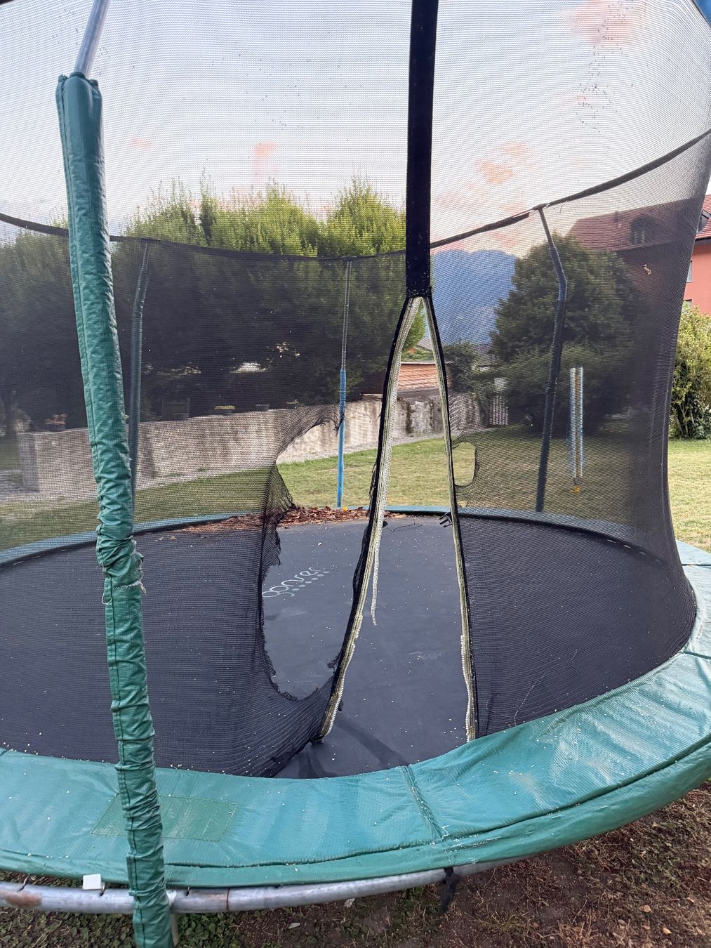 Gonser Trampolini: Grand TRAMPOLINE 3,7 m – Usato da Roche VD venduto da luc_jwm5 1
