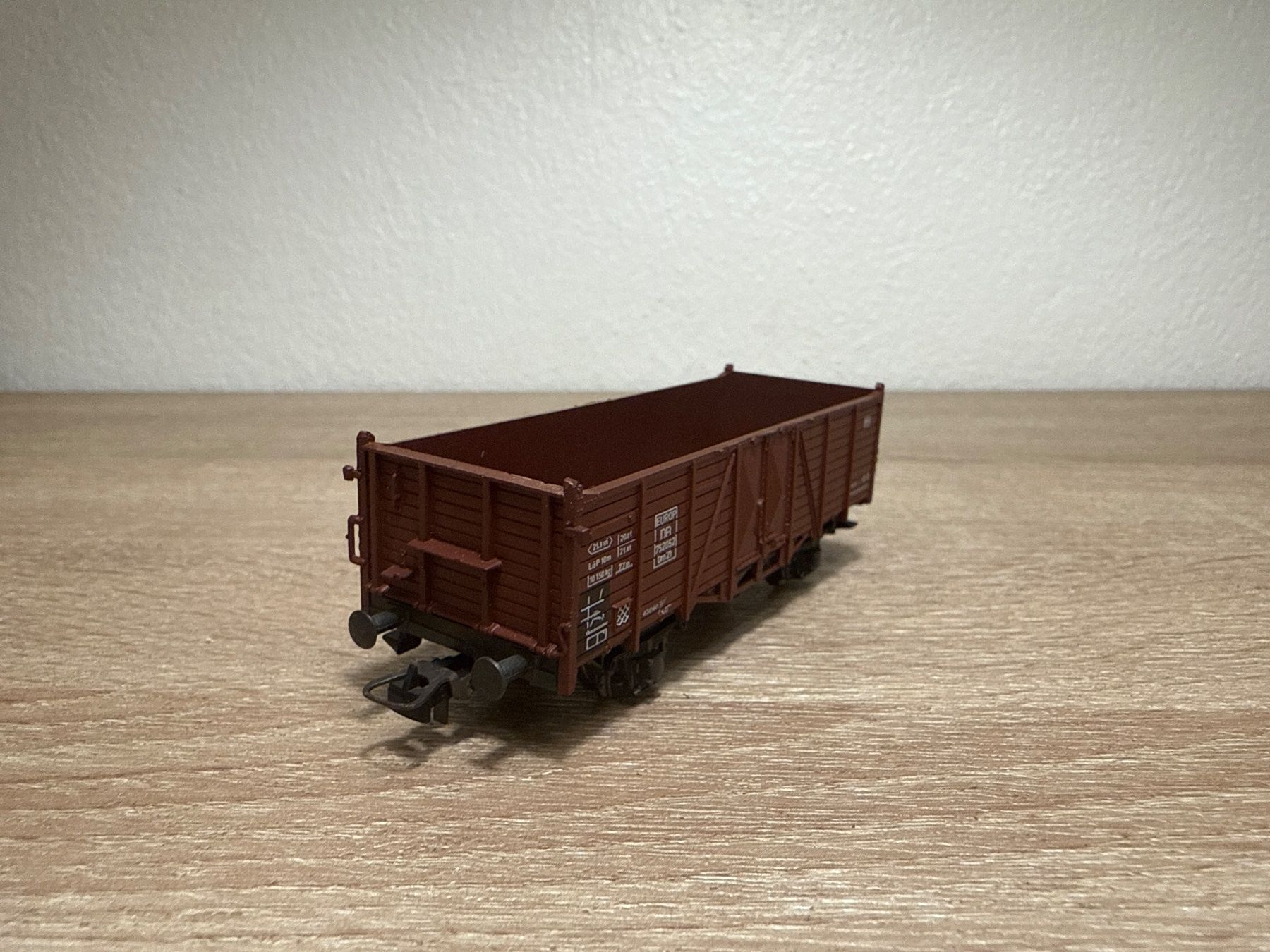 Kleinbahn Modellini di ferrovie: Roco Güterwagen DB H0 (82) – Usato da St-Aubin-Sauges venduto da tantome 2