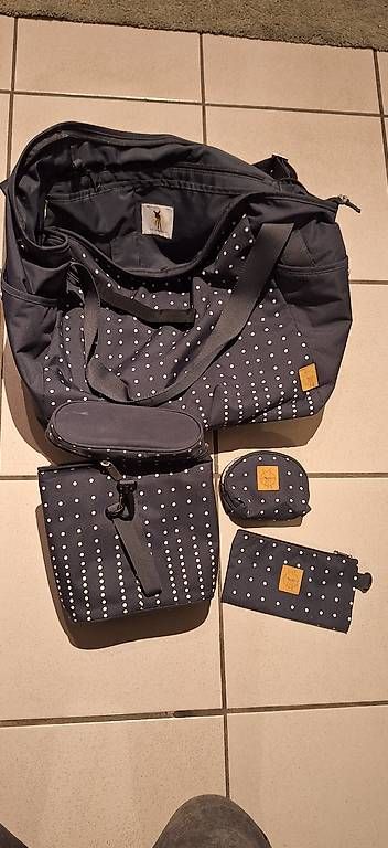 Fasciatoi & Accessori: Sac à langer Laessig – Nuovo (secondo la descrizione) da La Chaux-de-Fonds venduto da kellina