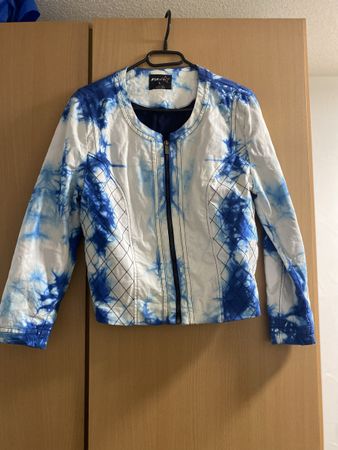 FB Sister Sommerjacke Gr. L, Batikmuster, neuwertig
