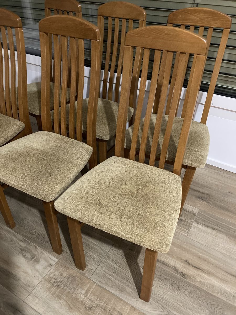 Sedie: Set of 6 Solid Wood Dining Chairs – Nuovo (secondo la descrizione) da Ettingen venduto da mis_68gg 1
