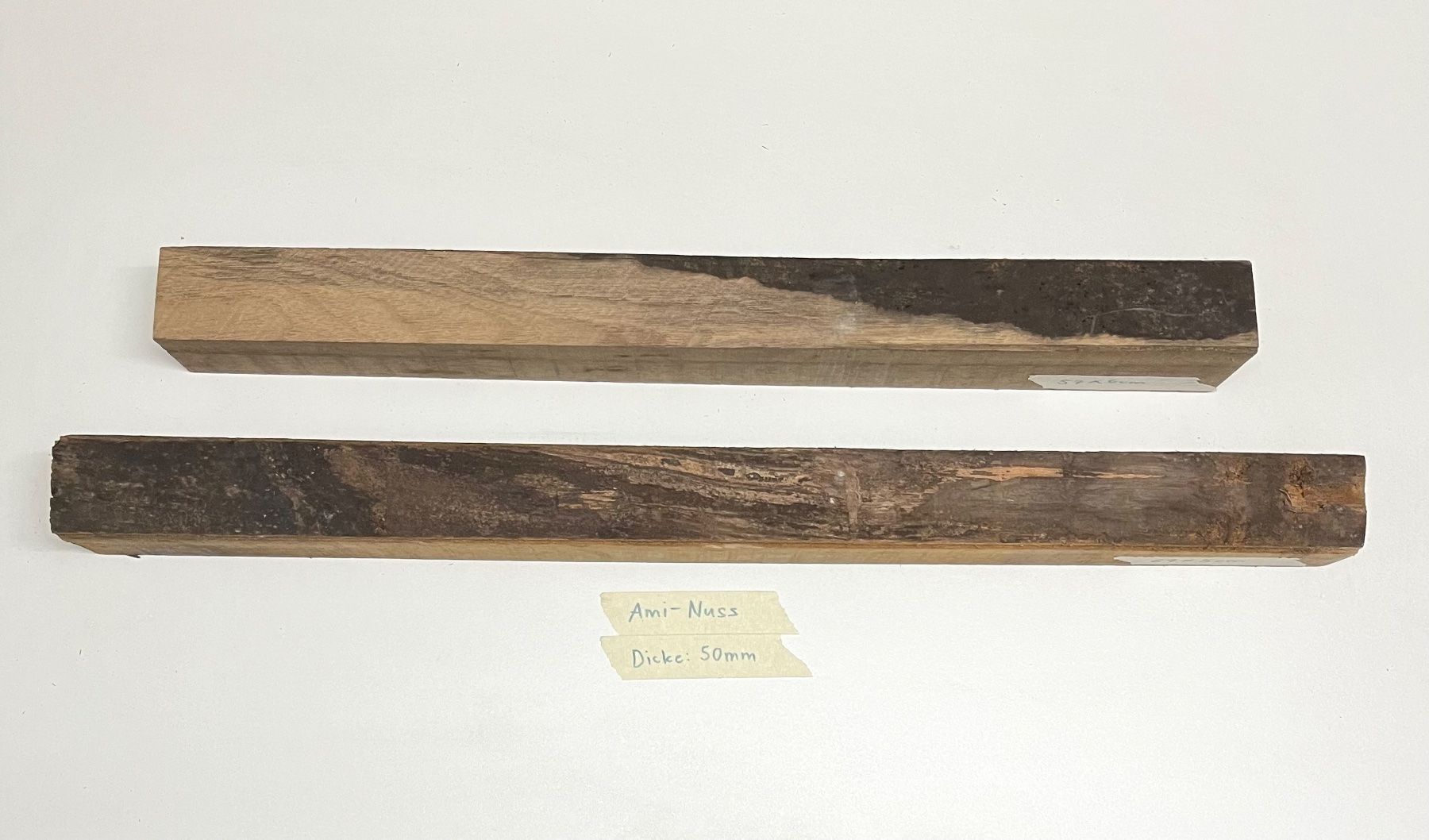 Articoli in legno: Nussbaum Holz-Stücke – Usato da Weinfelden venduto da Kathydoes 3