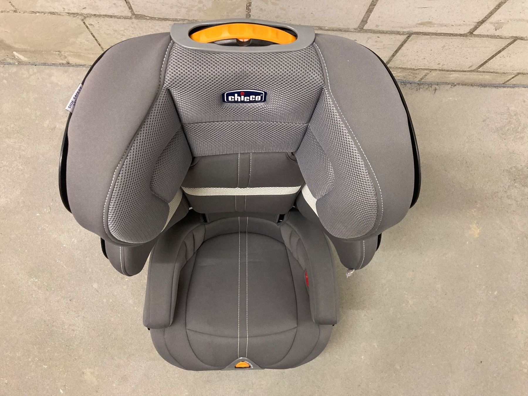 Chicco Seggiolini per auto: Chicco Kinderautositz wie neu! – Usato da Liestal venduto da pr03 4