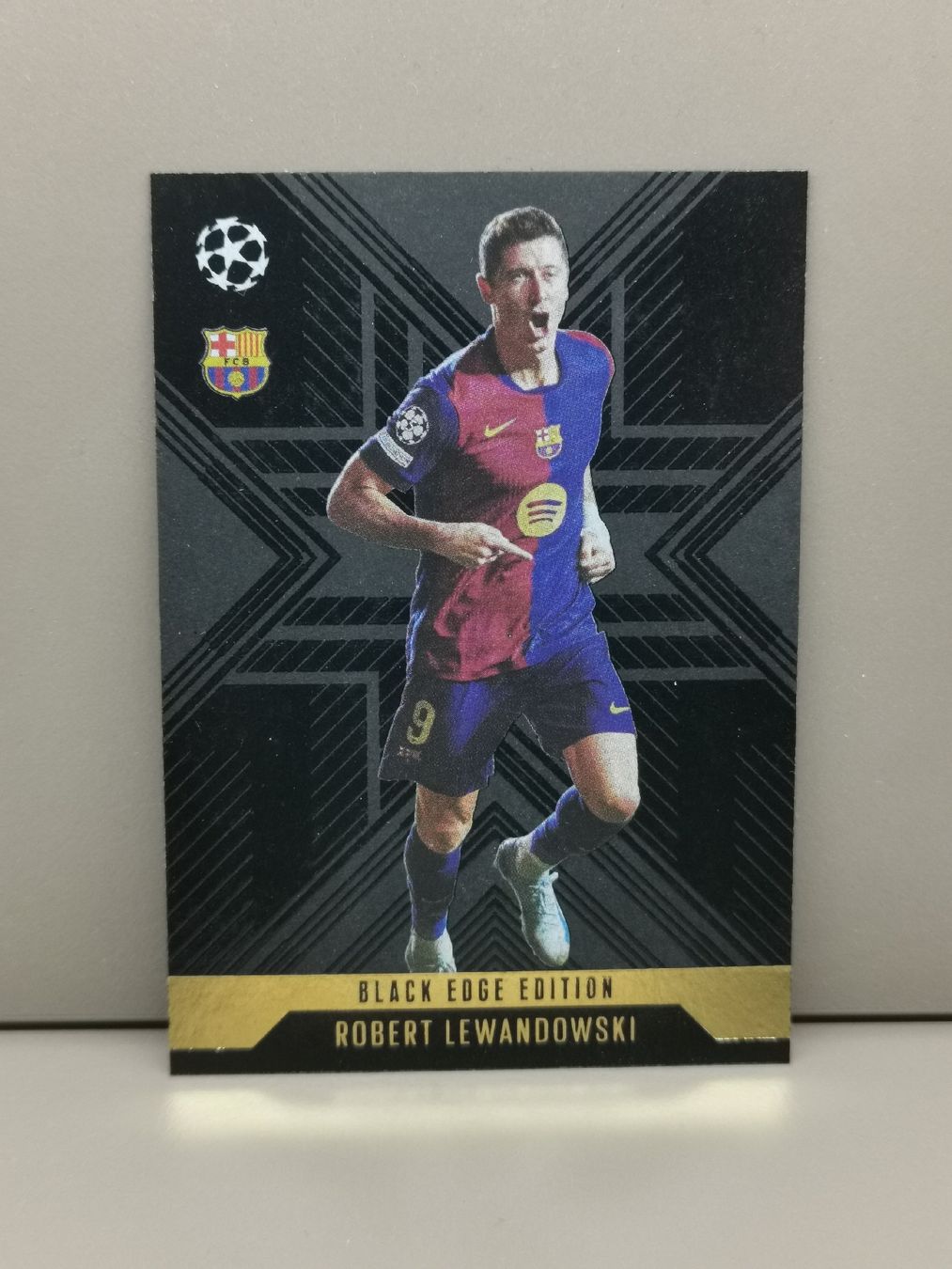 Topps Carte collezionabili: Match attax 2024 /25 Extra Robert Lewandowski Black Edge  – Usato da Einsiedeln venduto da sza_588x