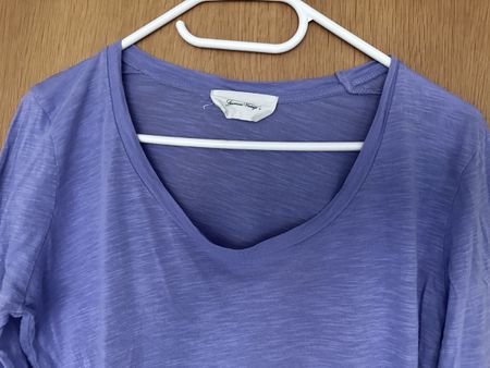 NEU Shirt American Vintage S normal geschnitten