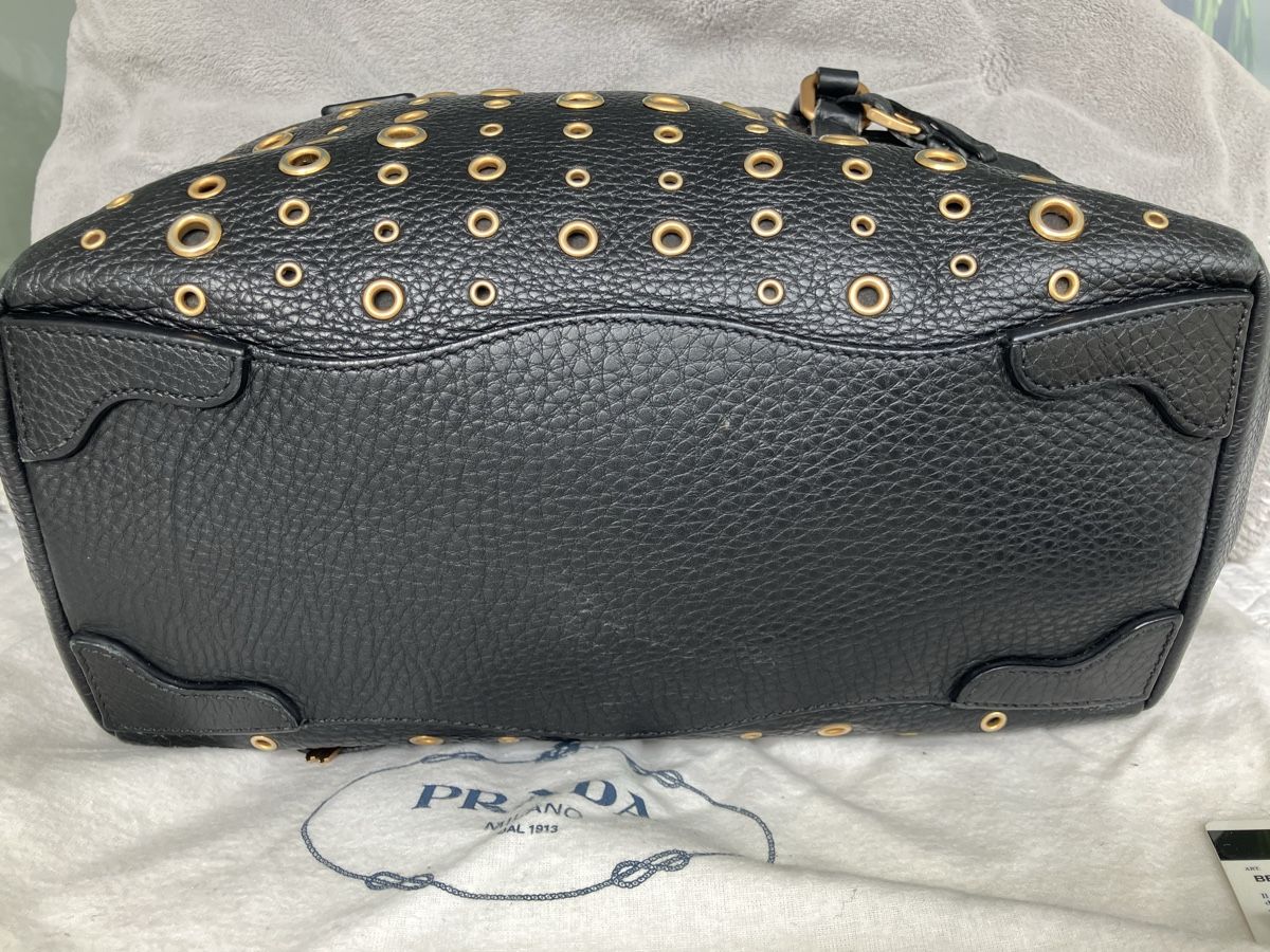 Prada Taschen für Damen: Prada Tasche – Gebraucht aus Zürich von Lilua78 2