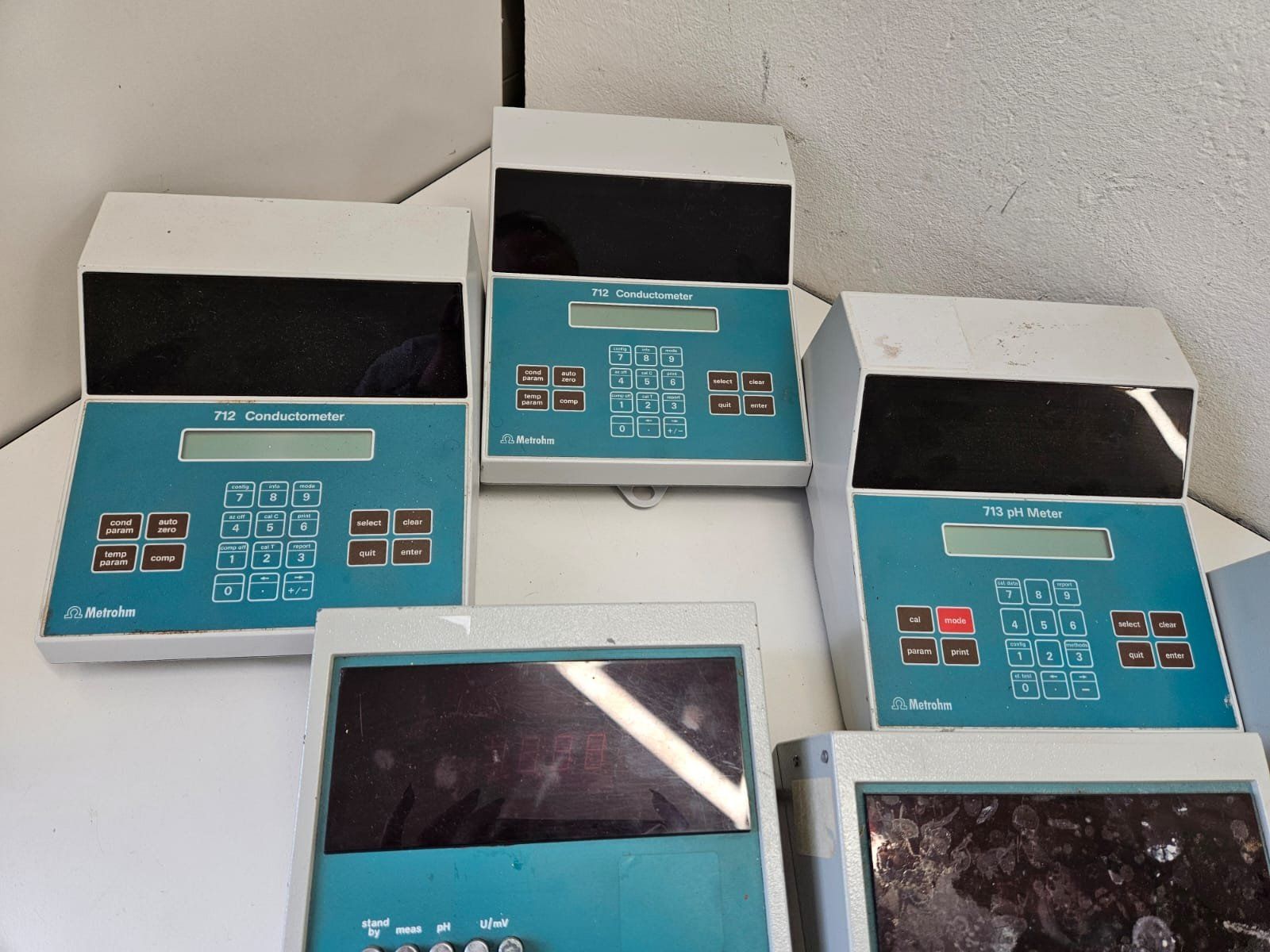 Misurare: Metrohm pH Meter Ersatzteil Set (8 Stück) – Difettoso da Niederdorf venduto da LeptonAG_Labor 2