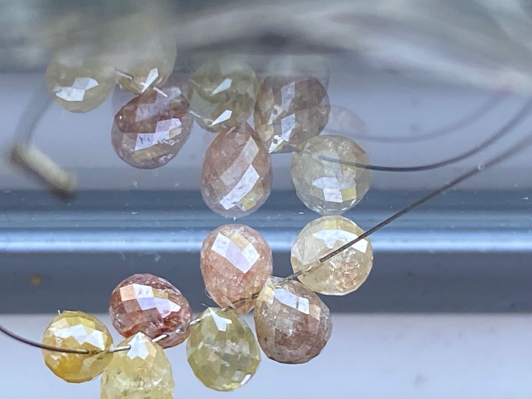 Pietre preziose: Einzelner Briolette-Diamant gebohrt, 100% natürlich – Nuovo (secondo la descrizione) da Langenthal venduto da Seelenfreunde 3