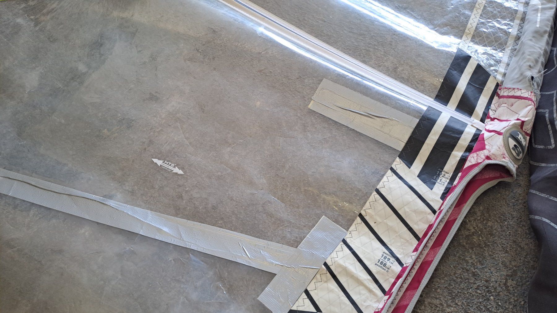 Planches de surf: Komplette Windsurf-Ausrüstung – D'occasion à Thun par crisni 8