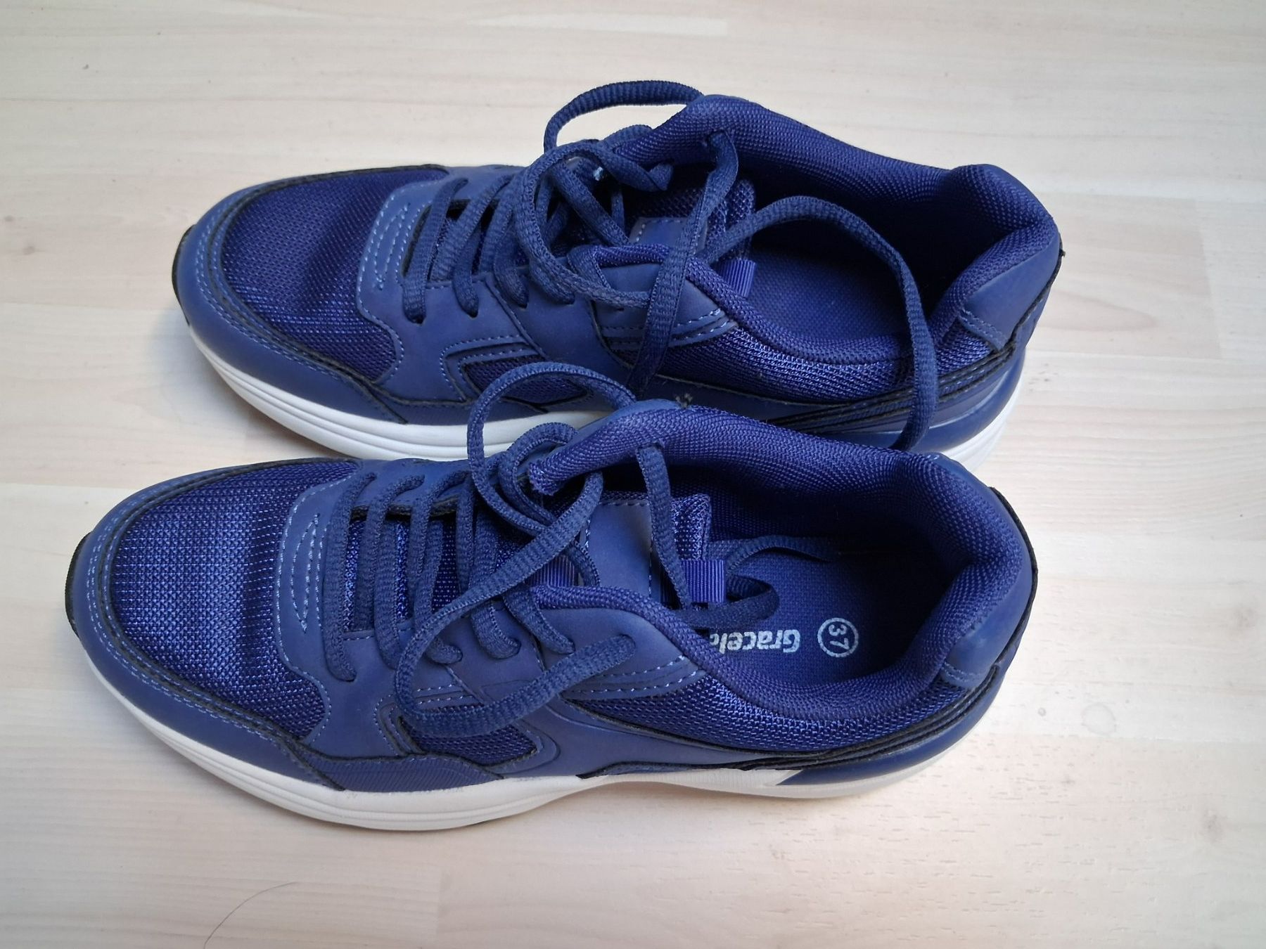 Graceland Scarpe da donna: TURNSCHUH BLAU GRACELAND 37 – Nuovo (secondo la descrizione) da langnau venduto da Santos1411