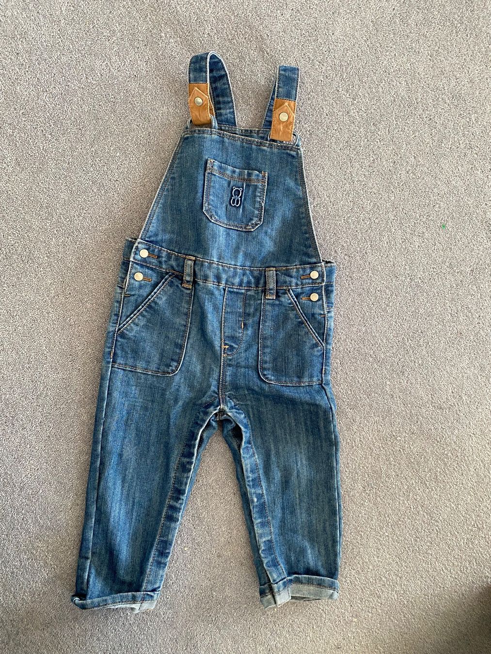 Okaidi Pantaloni: Obaibi Latzhose Gr 80 – Usato da Einsiedeln venduto da PaedeK84