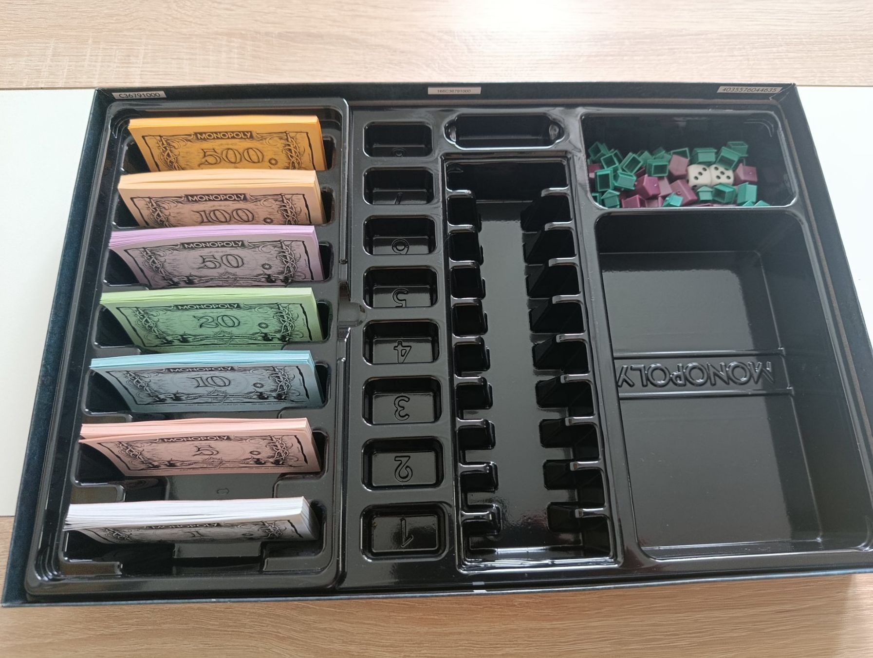Hasbro Giochi: Der Herr der Ringe Monopoly – Nuovo (secondo la descrizione) da Ostermundigen venduto da kit_dh6z 5