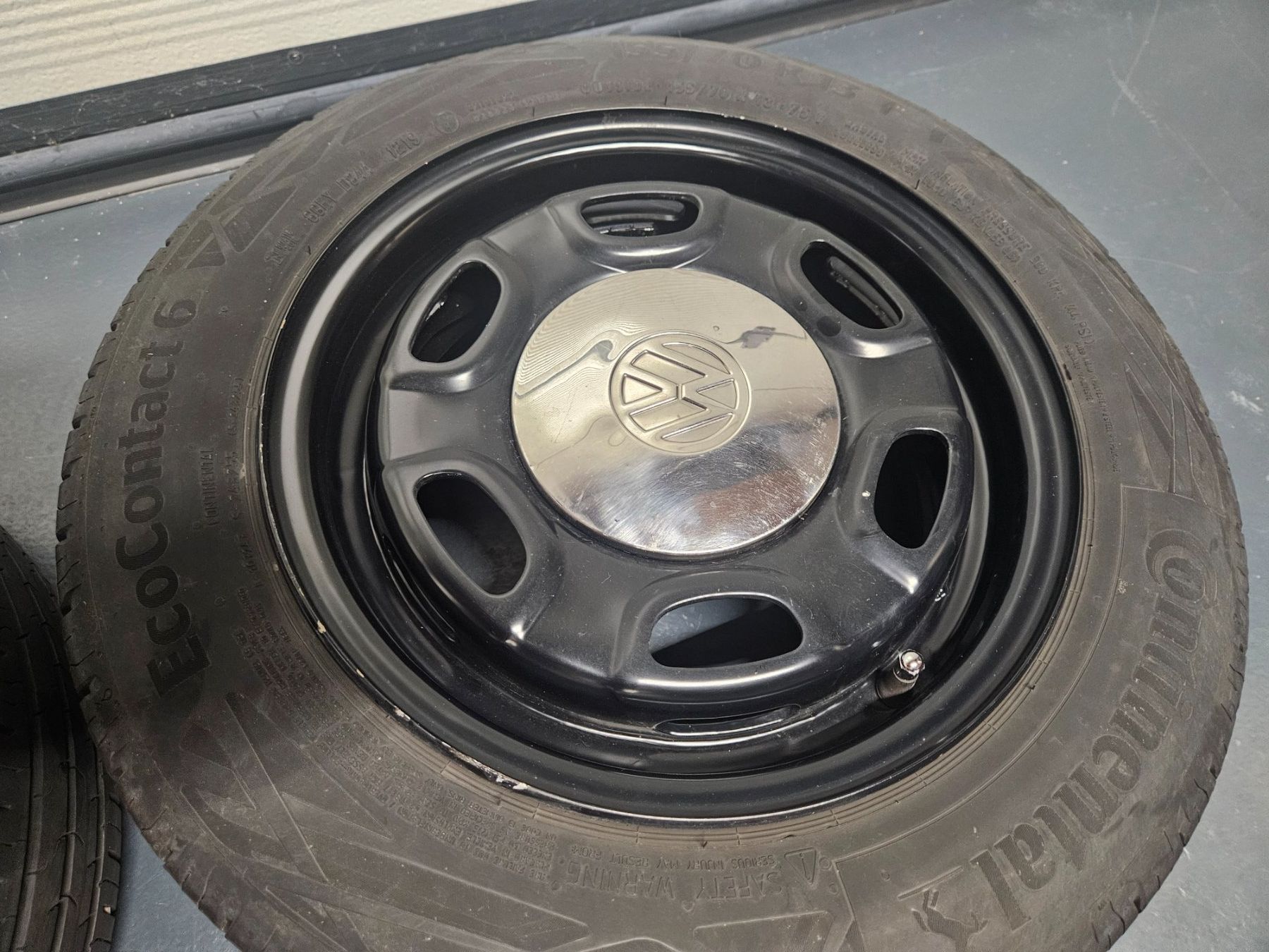 Volkswagen Pneumatici & Ruote complete: 13Zoll VW Komplett-Räder – Usato da Kallnach venduto da Aircooler 6