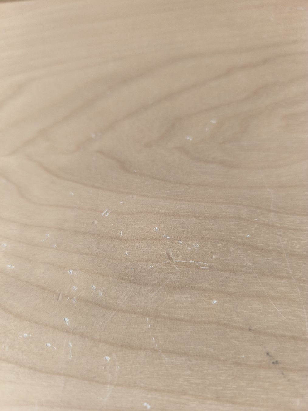 Ikea Tables de nuit: 2 Nachttischen von IKEA  MALM mit Gebrauchspuren – D'occasion à Oberwil-Lieli par Atom17 6