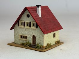 RA- Faller kleines Wohnhaus Fertigmodell