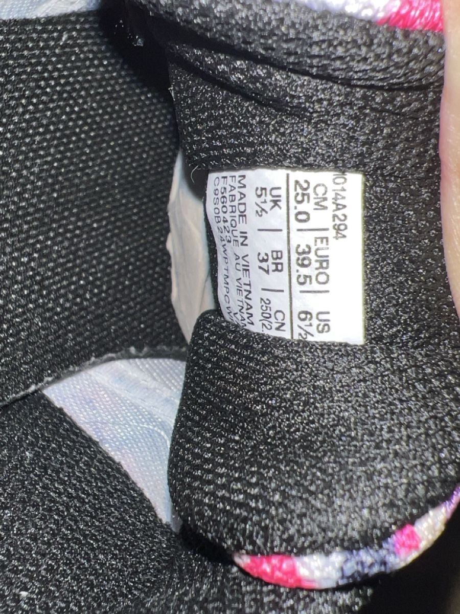 Asics Scarpe per ragazze: Asics Schuhe Gr.39.5 – Usato da Zürich venduto da luc_5ldp 3