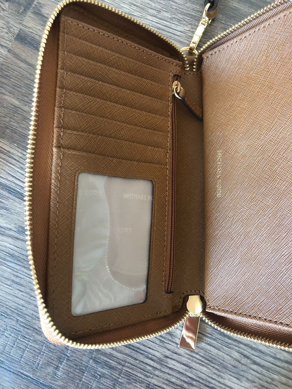 Michael Kors Portamonete: Original Michael Kors Portemonnaie NEU – Nuovo (secondo la descrizione) da Buchs ZH venduto da crazyhandbaggirl123 5
