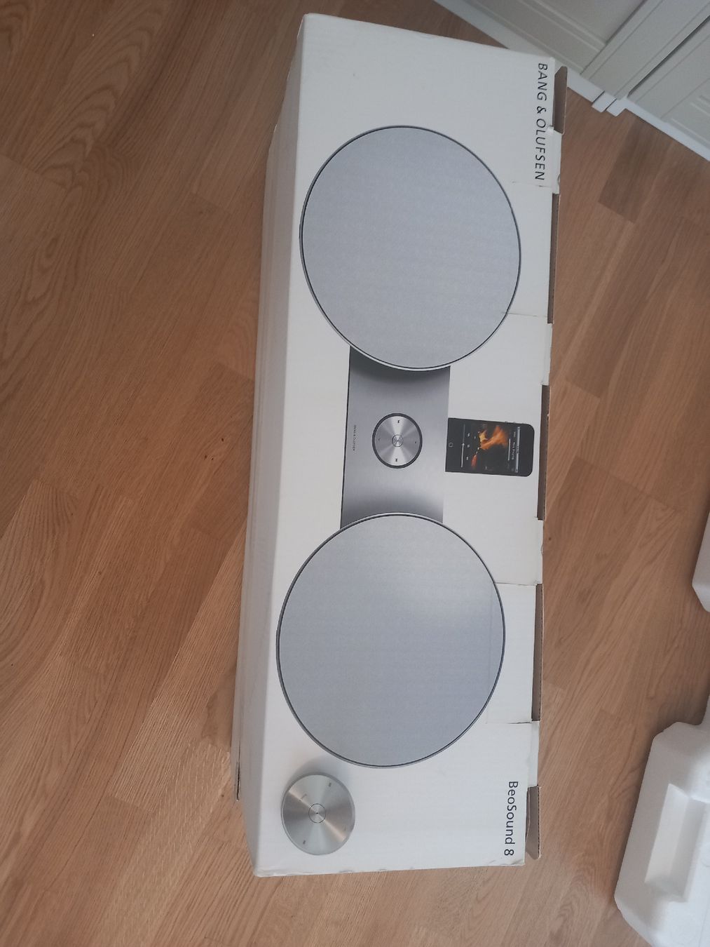 Bang & Olufsen Casse acustiche: B&O Beosound 8 Dock Speaker iPhone iPod – Usato da Zürich venduto da Annacw 1