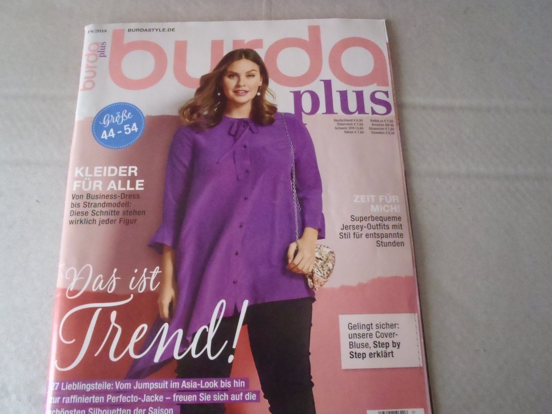 Schnittmuster: Burda plus – Neu (gemäss Beschreibung) aus Moosseedorf von Foxred