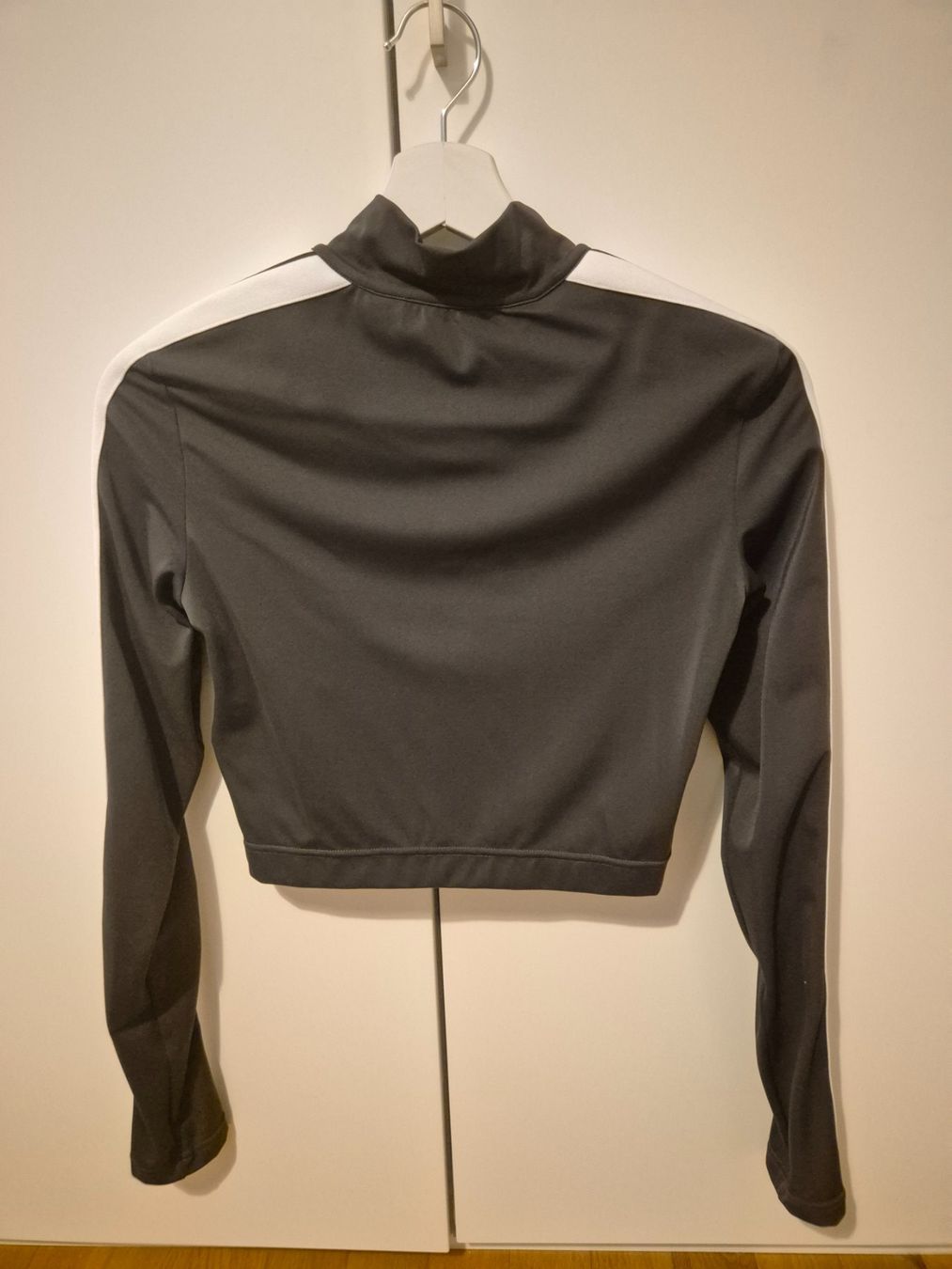 Palm Angels Giacche: Palm Angels Crop Track Jacket – Nuovo e nell'imballaggio originale da St. Gallen venduto da suz_l6zz 1