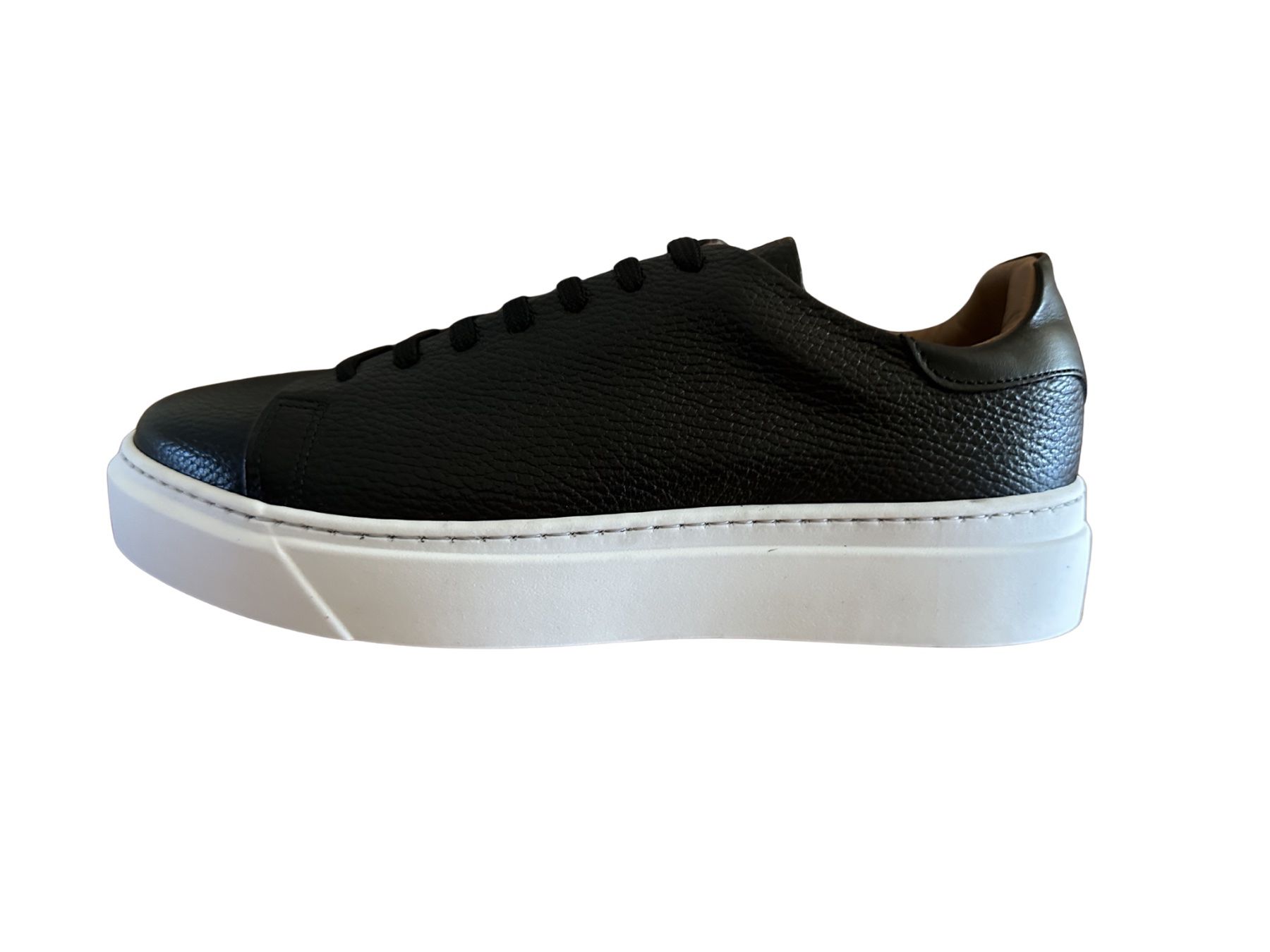 Herrenschuhe: 💥 MULTIKAUF-ANGEBOT 💥 Essential Black –  Leder-Sneaker – Neu und originalverpackt aus Wittenbach von bes_k8vr