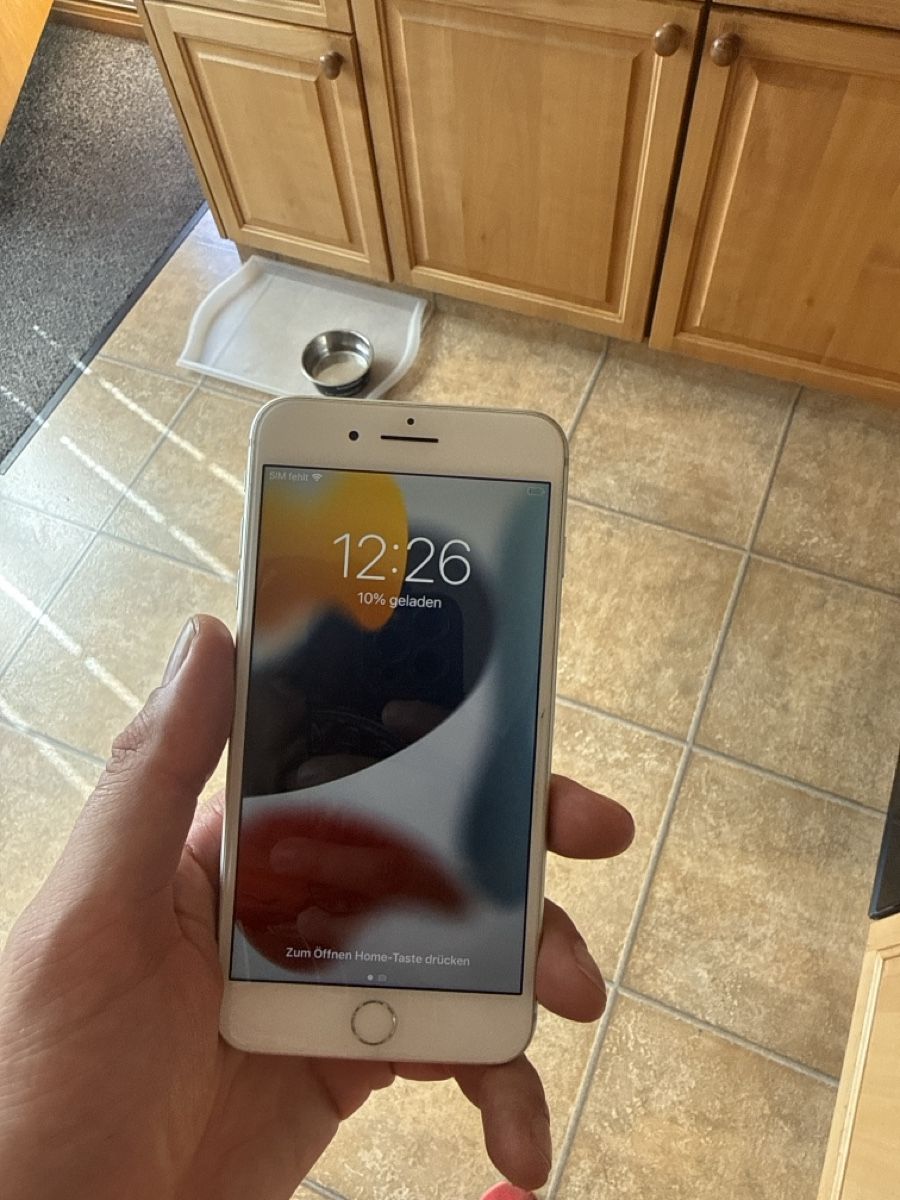 Apple Telefoni cellulari / Smartphones: 📱 iPhone 8 Plus 64 GB – Usato da Gossau Zh venduto da sirpaede