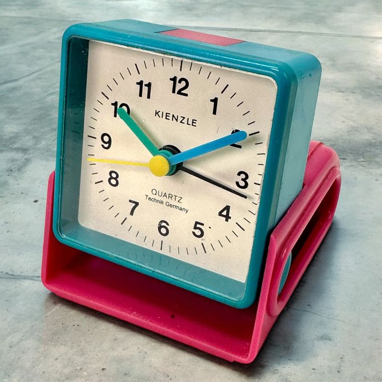 Westclox Réveil de voyage pliable - 5,1 cm LCD