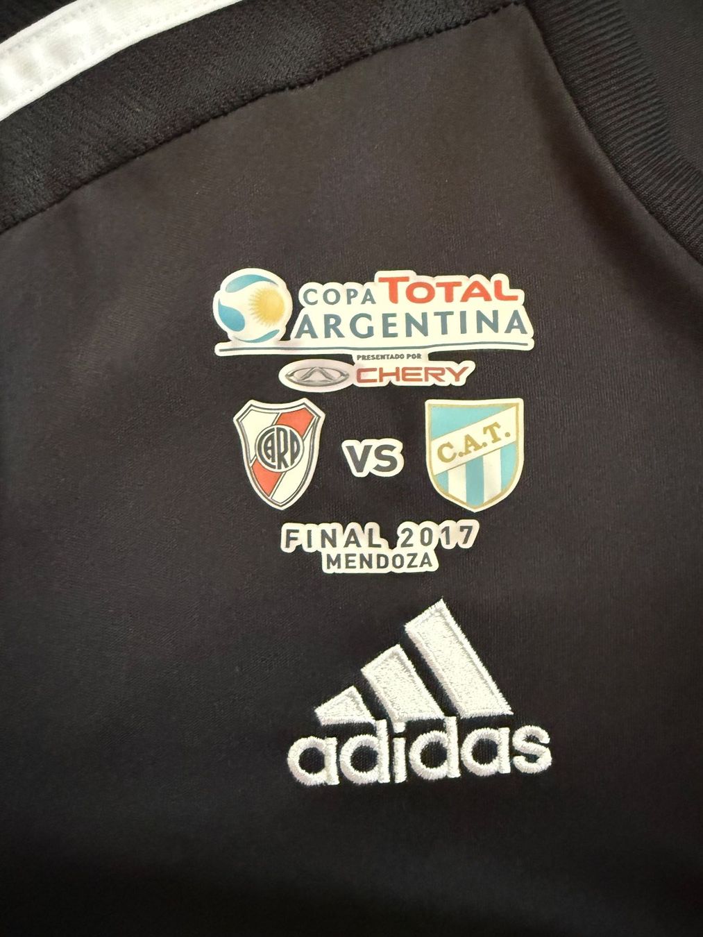 Adidas Canottiere & Pantaloni: Maillot River Plate 2017 – Usato da La Chaux-de-Fonds venduto da nahuelshim 3