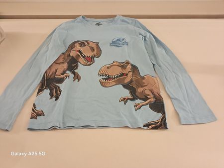 T-shirt manche langue taille 134
