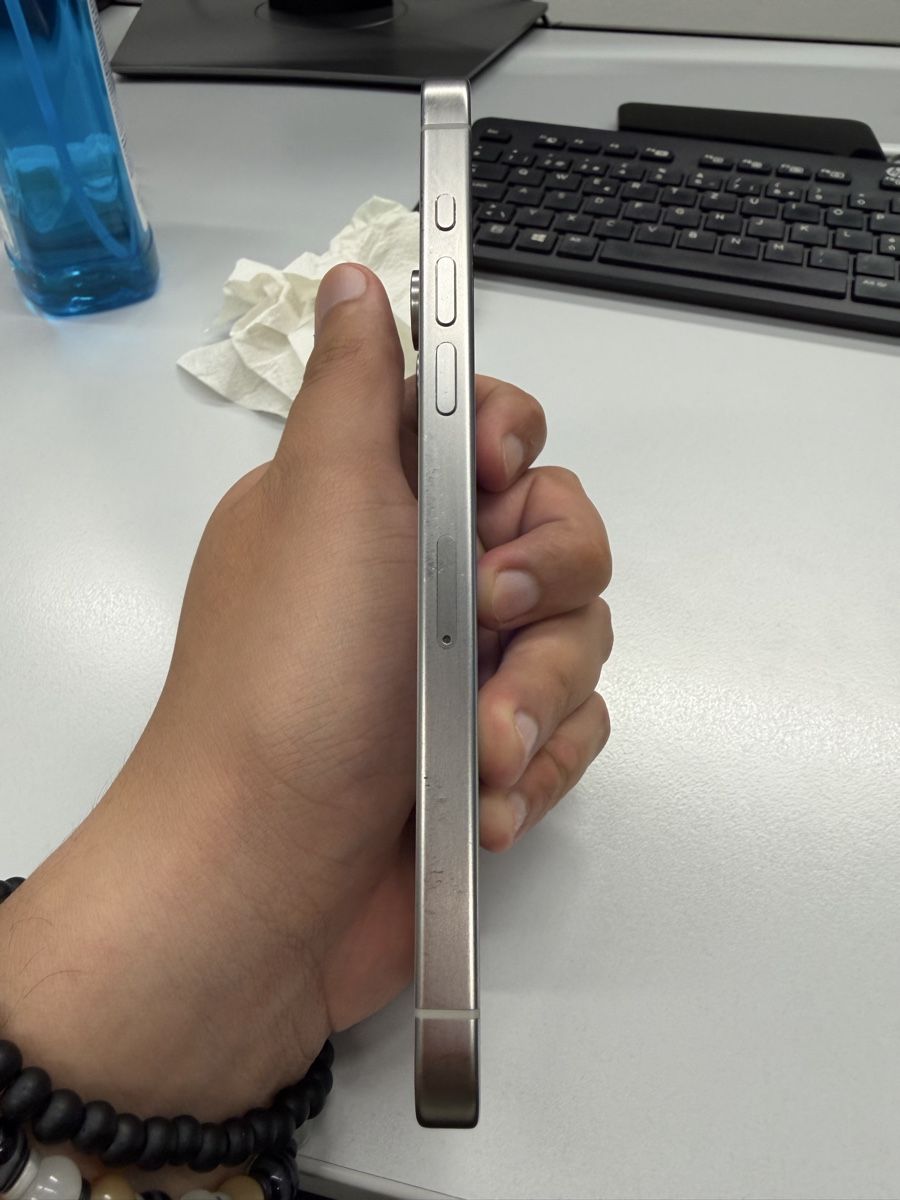 Apple Handys / Smartphones: iPhone 15 pro max 256GB – Gebraucht aus Zürich von Yoni_to 4
