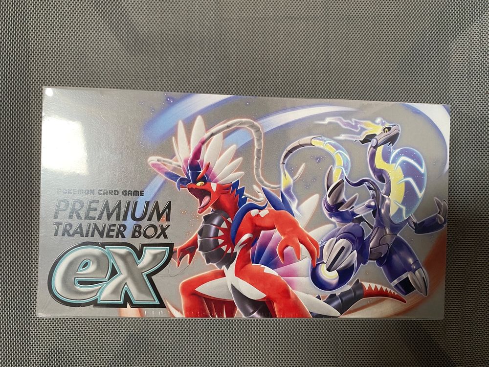 pokmon trading card game slashing legends tin zacian Slashing Legends Tin [Zacian]