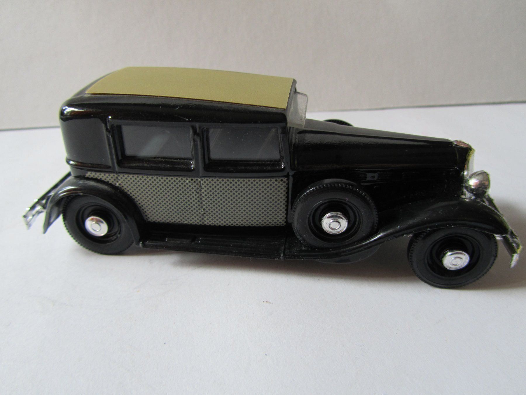 Solido Modellini d'auto: Renault Reinastella, Solido Mst 1:43 – Usato da Weiningen ZH venduto da dietsch57 2