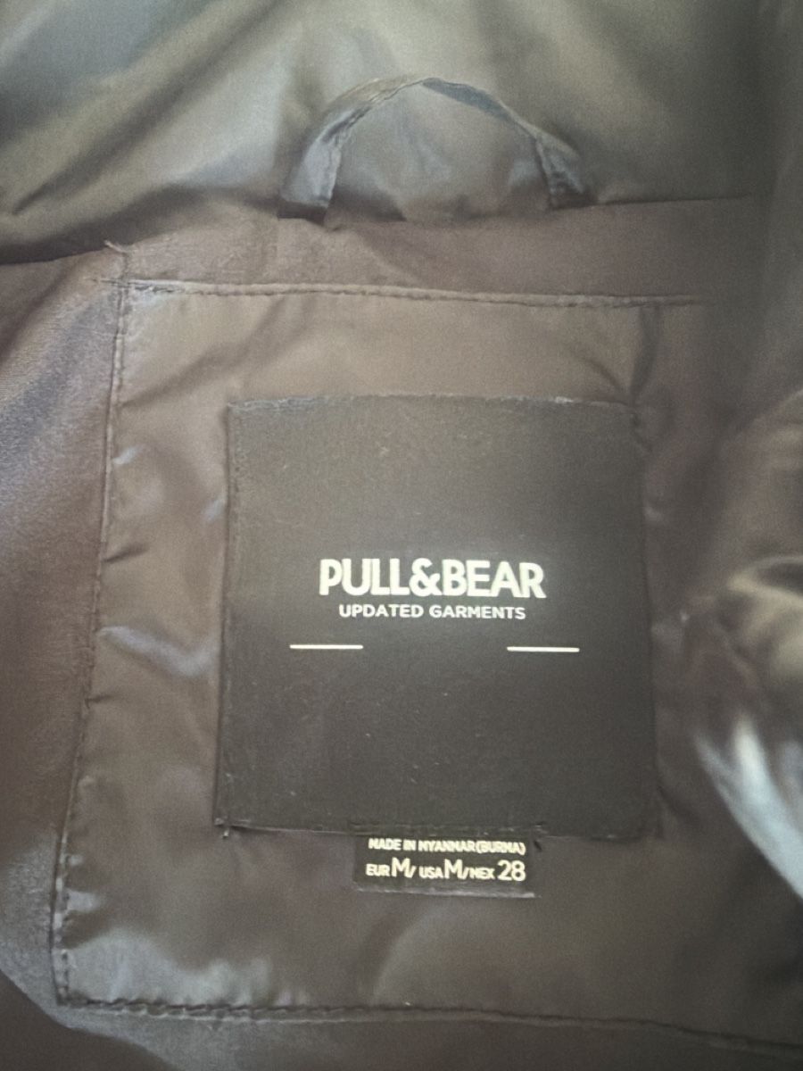 Pull&Bear Jacken: Puffer Jacke Pull and Bear schwarz grau Grösse M – Gebraucht aus Niederglatt von maerv 1