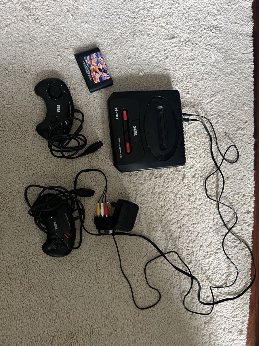 Sega Console: Sega Mega Drive 2 Konsole + 2 Controller + 1 Spiel Mickey – Usato da Baden venduto da tob_t8gw 1