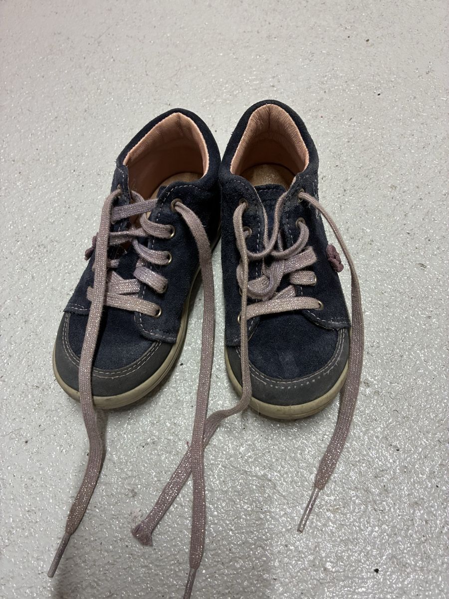 Scarpe per ragazzi: Kinderschuhe Grösse 23 – Usato da Muhen venduto da Sally203 4