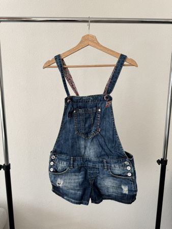 Kurze Jeans-Latzhose, M