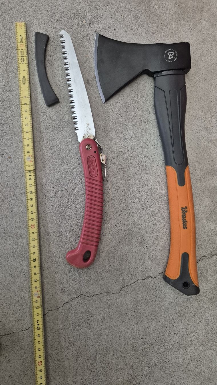Tous les outils: Camping Beil Astsäge – D'occasion à Buchs AG par EasyPeasy 2