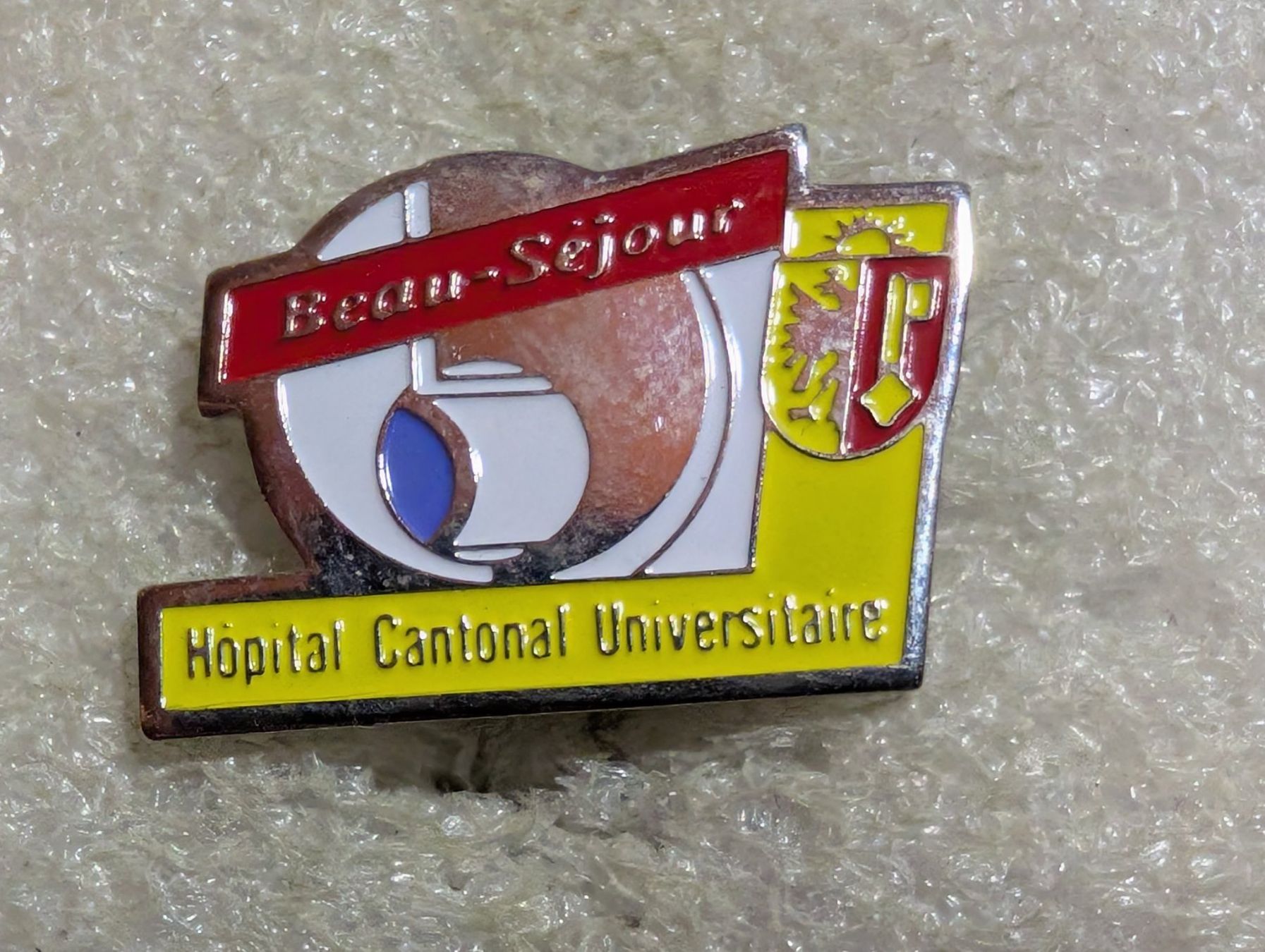 Placchette & Badge: Ansteckpin 221: – Usato da Oppligen venduto da Pin-Fall-Shop