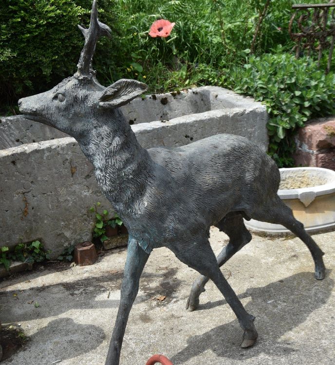 2 grosse Gartenfiguren Reh mit Rehbock Bronze Kaufen auf Ricardo